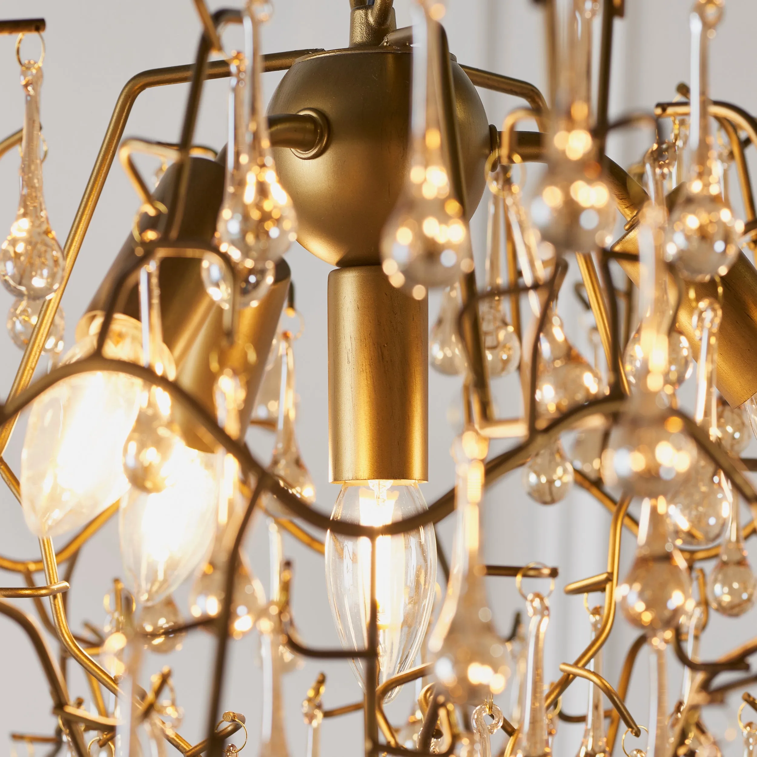 Amos Chatsworth Chandelier Aged Gold & Champagne