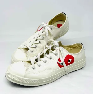 Converse Size 9 Cream/Red Print Canvas Shoes Sneakers