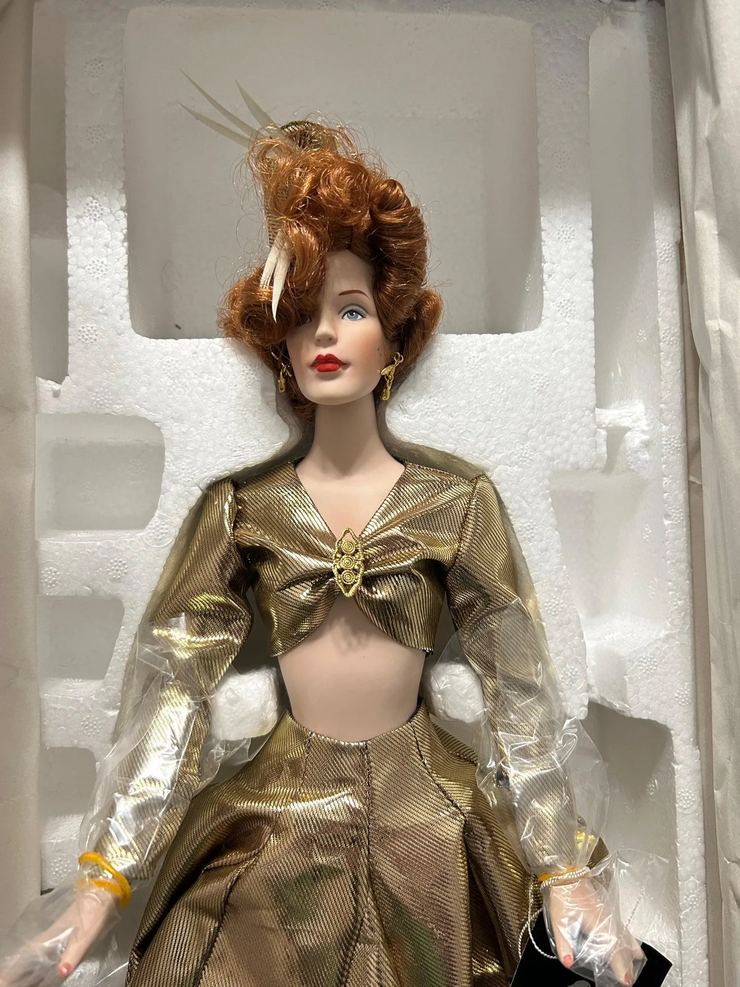 Edith Head Collection Doll: Cleo in “The Big Broadcast” (1998) Collector Doll