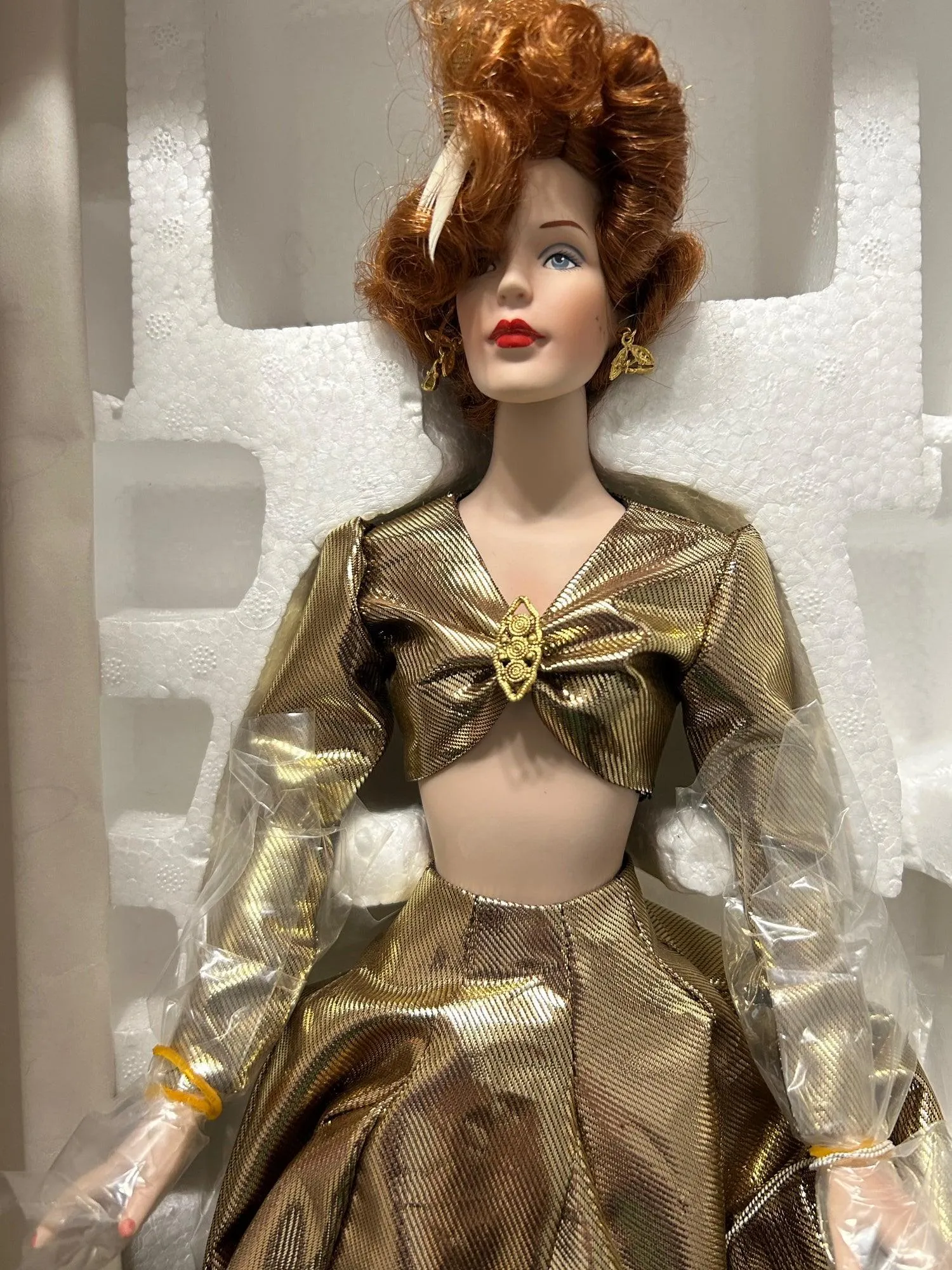 Edith Head Collection Doll: Cleo in “The Big Broadcast” (1998) Collector Doll