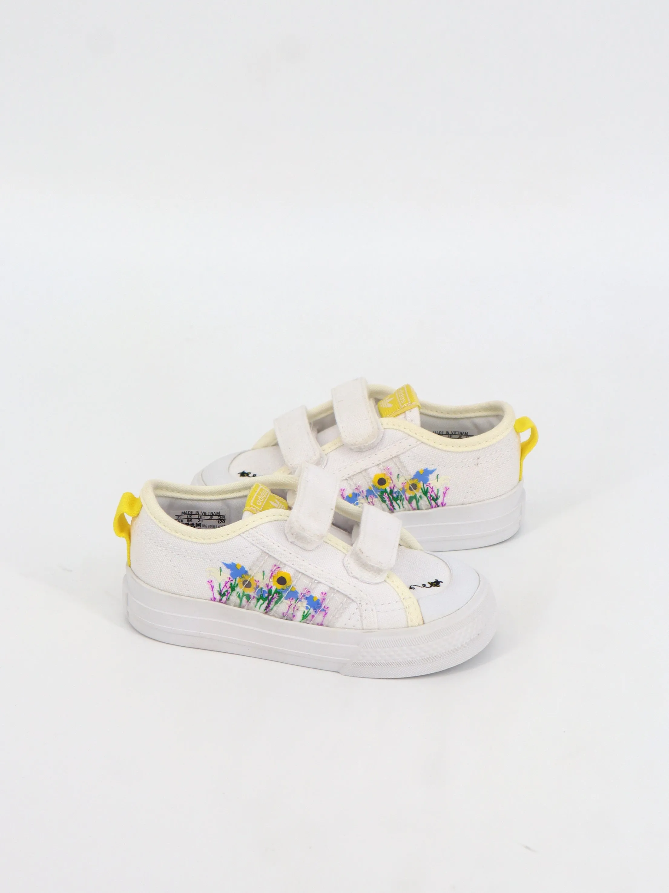 Kids Girl's Graphic Printed Shoes,White