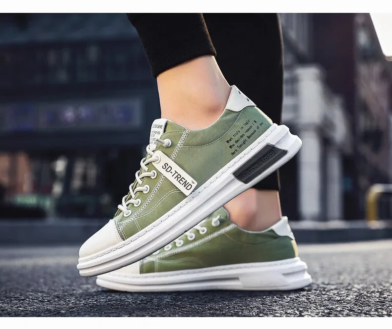 Letter Decoration Lace-up Solid Canvas Sneakers