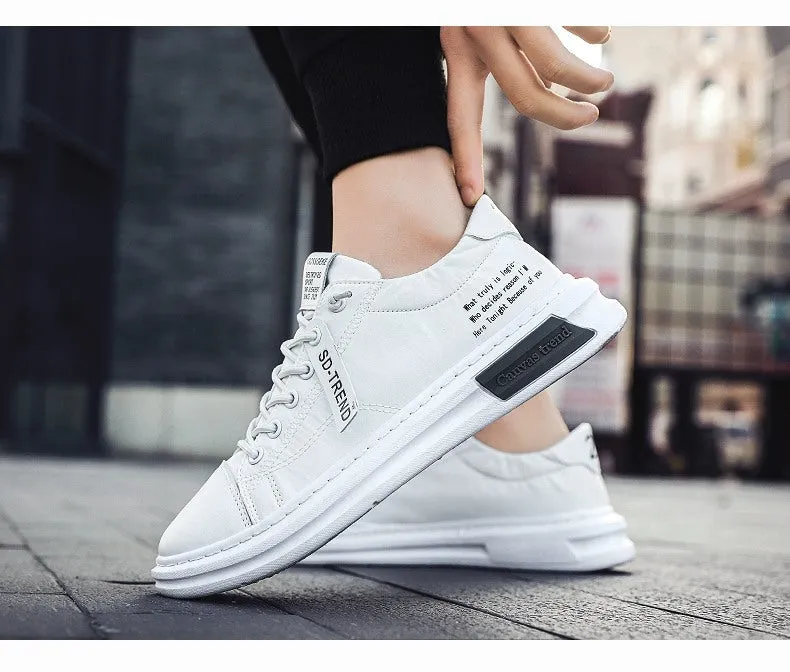 Letter Decoration Lace-up Solid Canvas Sneakers