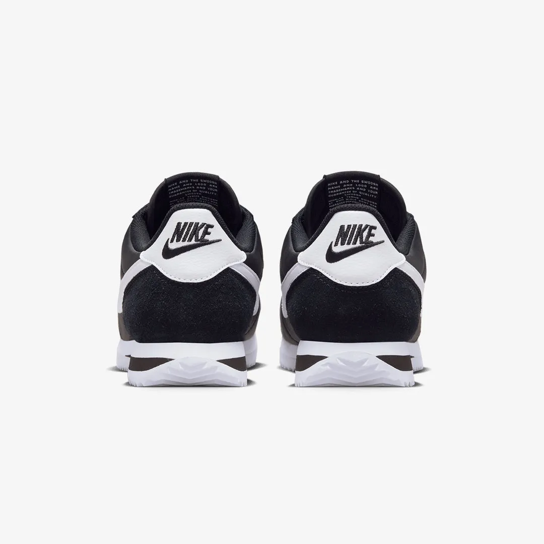 Nike | WMN'S CORTEZ TXT  { BLACK/WHITE