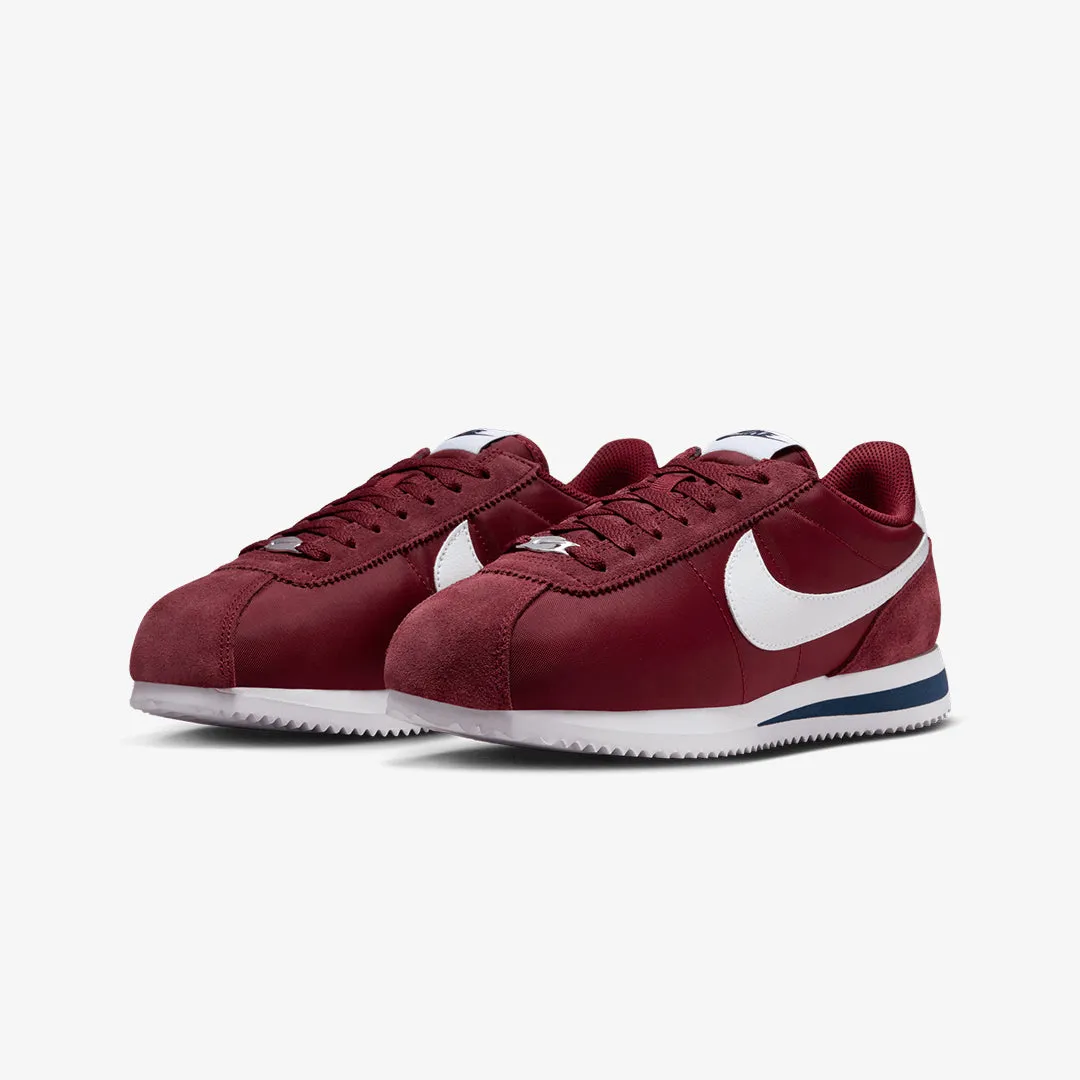 Nike | WMN'S CORTEZ TXT  { TEAM RED/WHITE-MIDNIGHT NAVY-BLACK