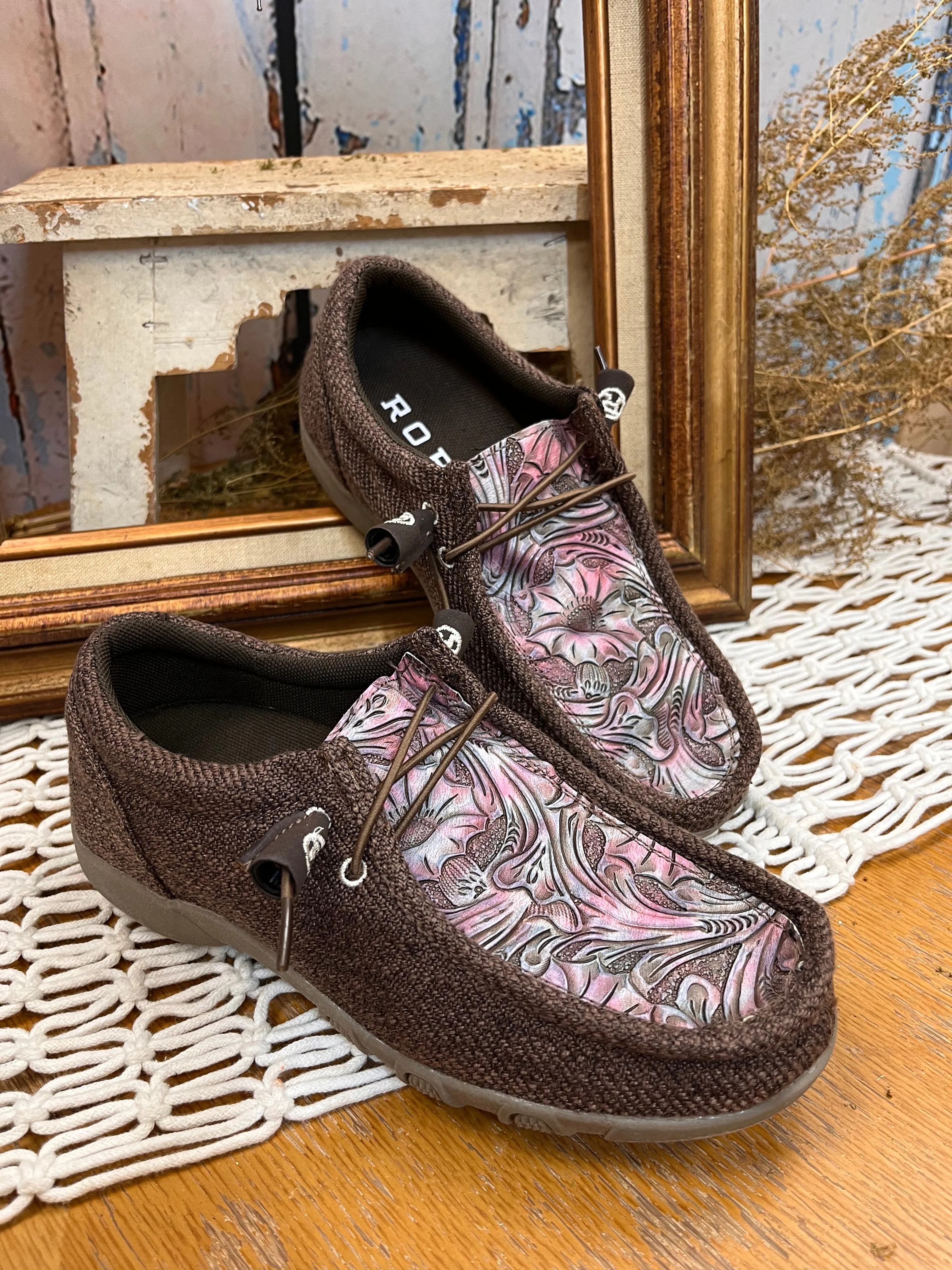 Roper Women's Chillin Dark Brown Canvas Embossed Vamp Driving Moc 1791-3000